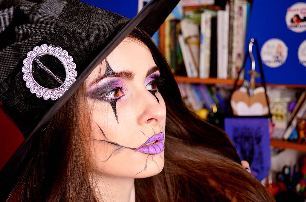 Как своими руками сделать макияж ведьмы на Хэллоуин
