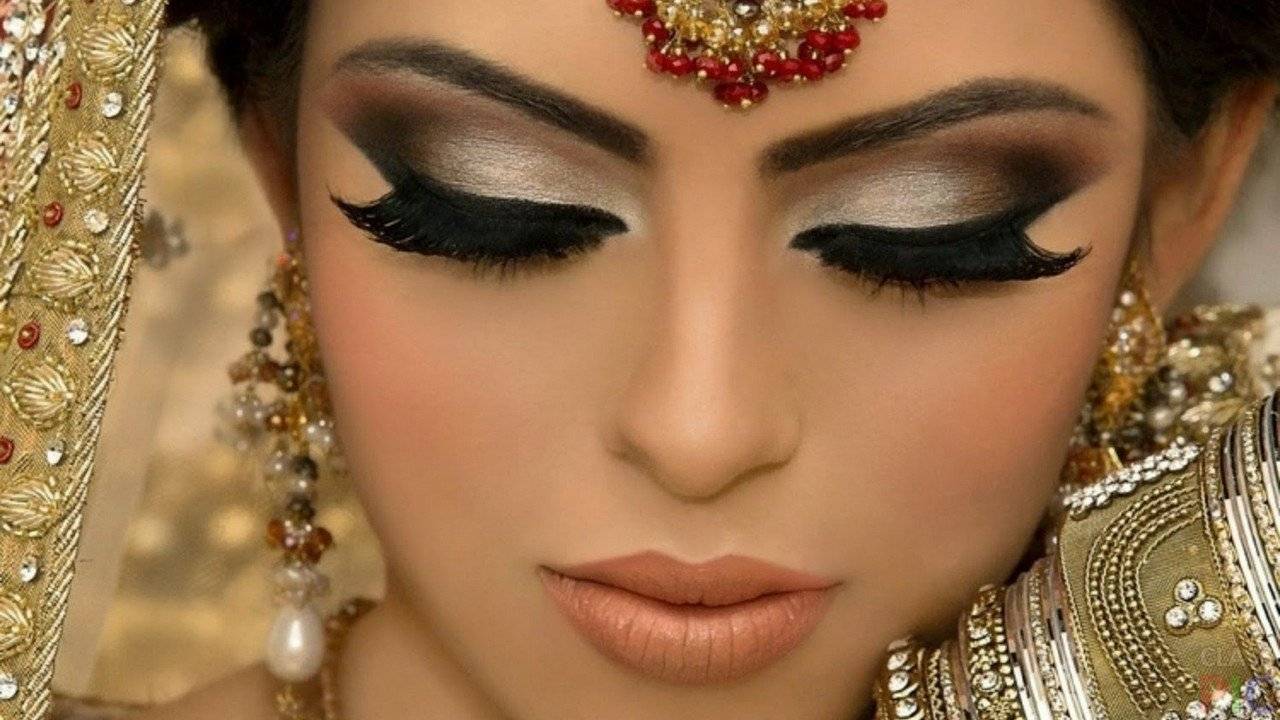 Индийский макияж: фото, вариант для свадьбы, пошаговый алгоритм