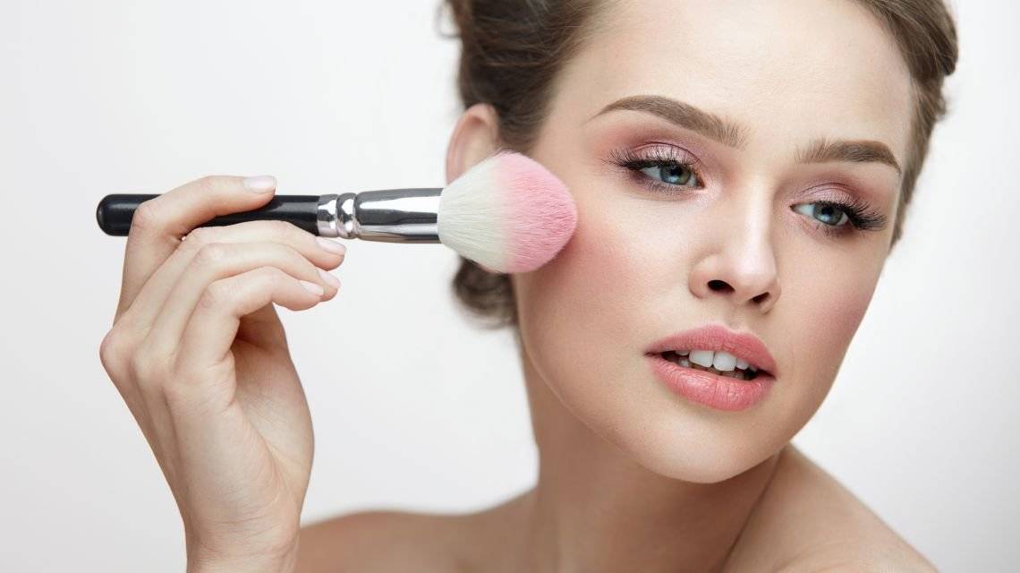 Нежный макияж: как сделать дневной мейкап в нежных тонах
