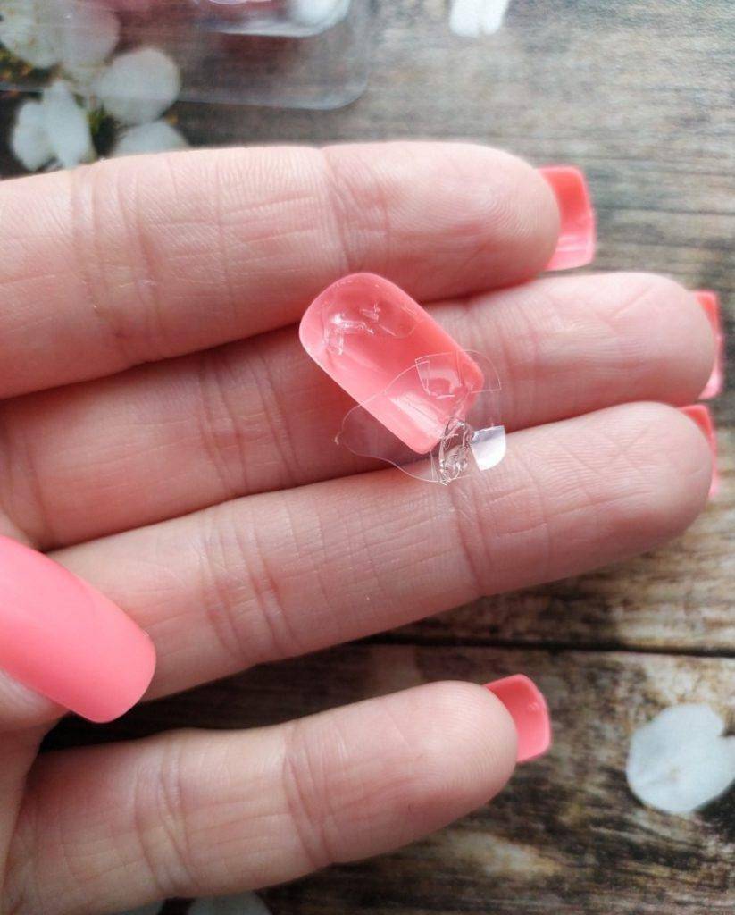 Как снять нарощенные ногти в домашних условиях, как снять накладные ногти, как снять гель с ногтей?