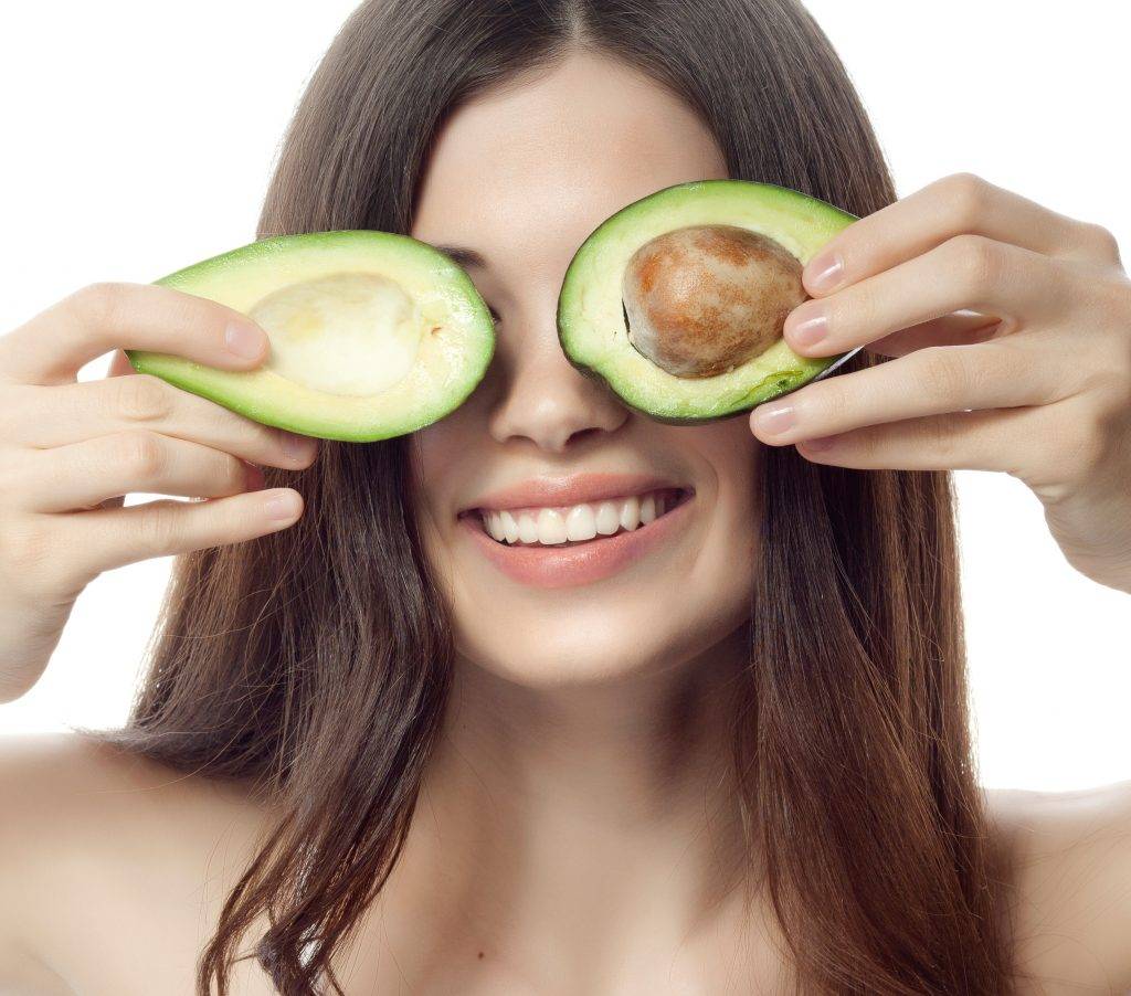 Применение авокадо для здоровья кожи лица
