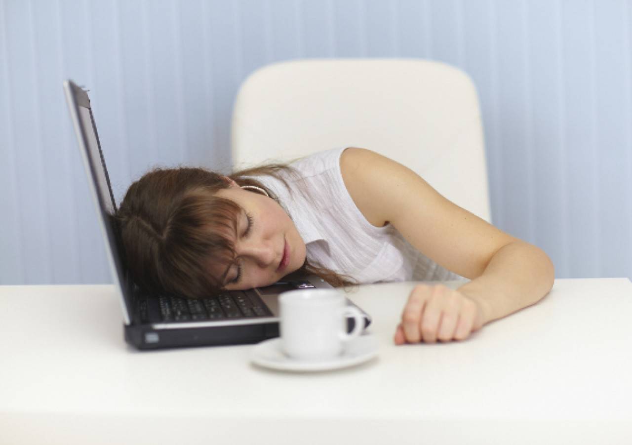 Влияние сна на состояние кожи: 3 последствия недосыпания