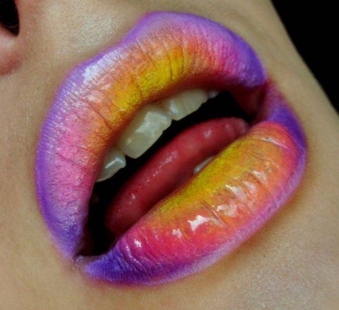 Как накрасить губы и сделать эффект омбре на них: пошаговая техника макияжа