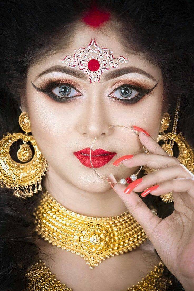 Индийский макияж - особенности и советы по выбору средств