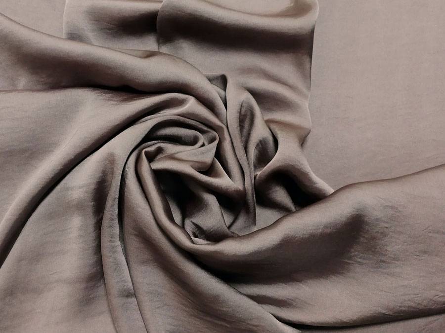 Благородный шелк – лучшее решение для пошива одежды и текстиля