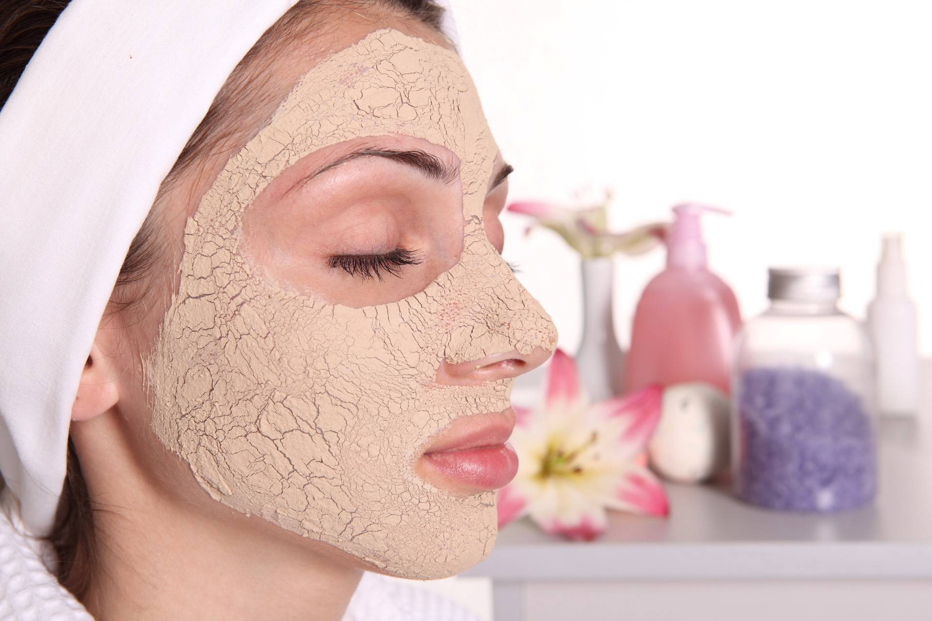 15 масок для лица в домашних условиях для сухой кожи: состав, применение, нанесение, противопоказания