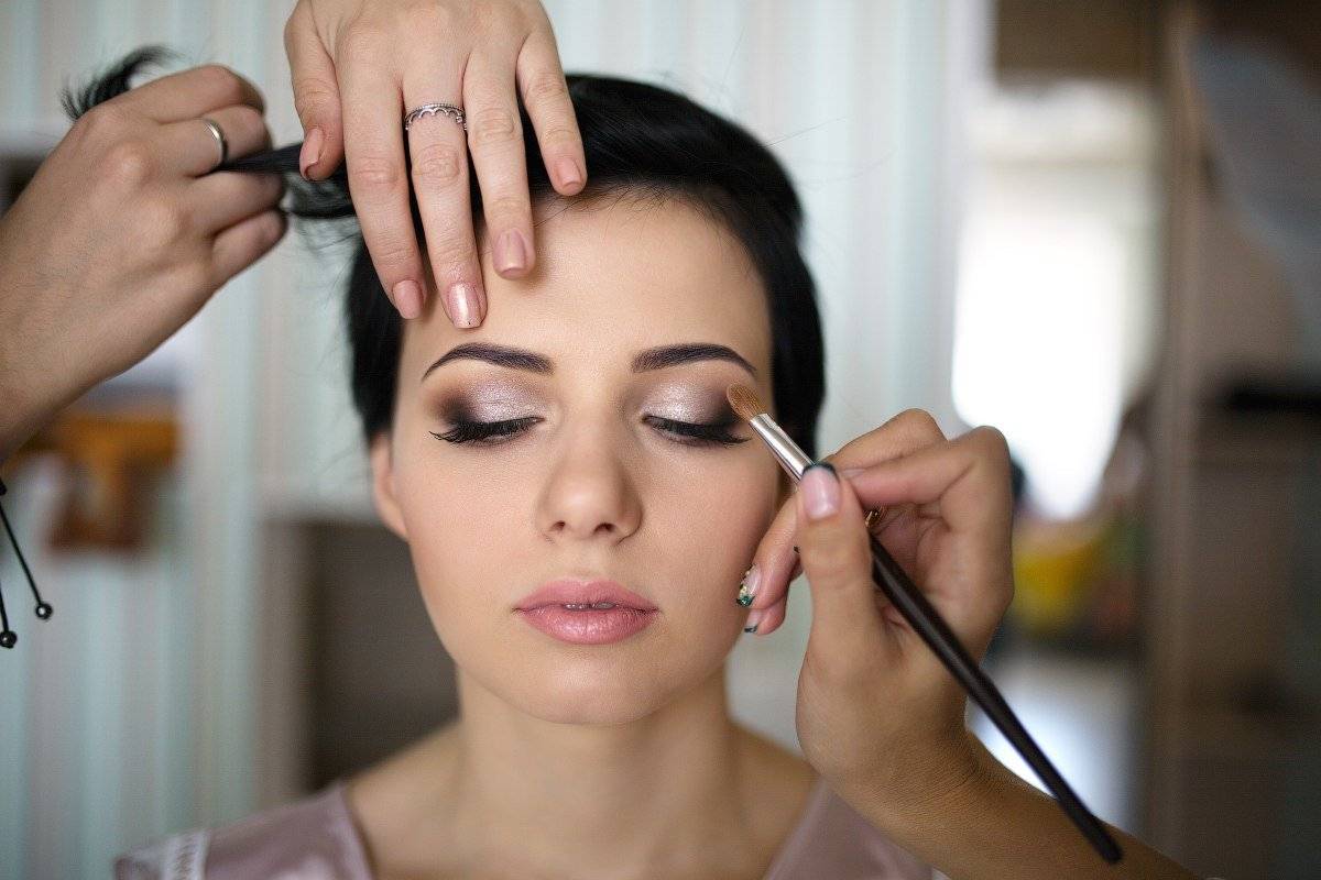 Как сделать свадебный макияж самостоятельно: пошаговая инструкция и советы