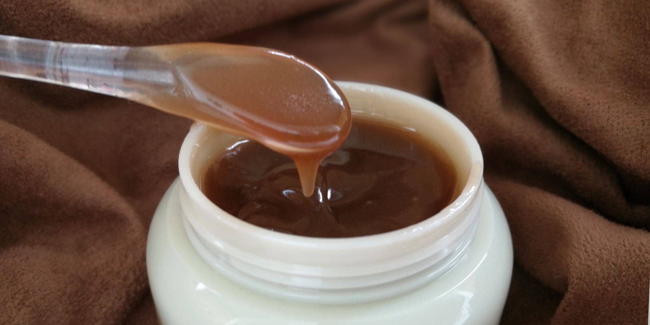 Применение масла какао для ухода за волосами и кожей