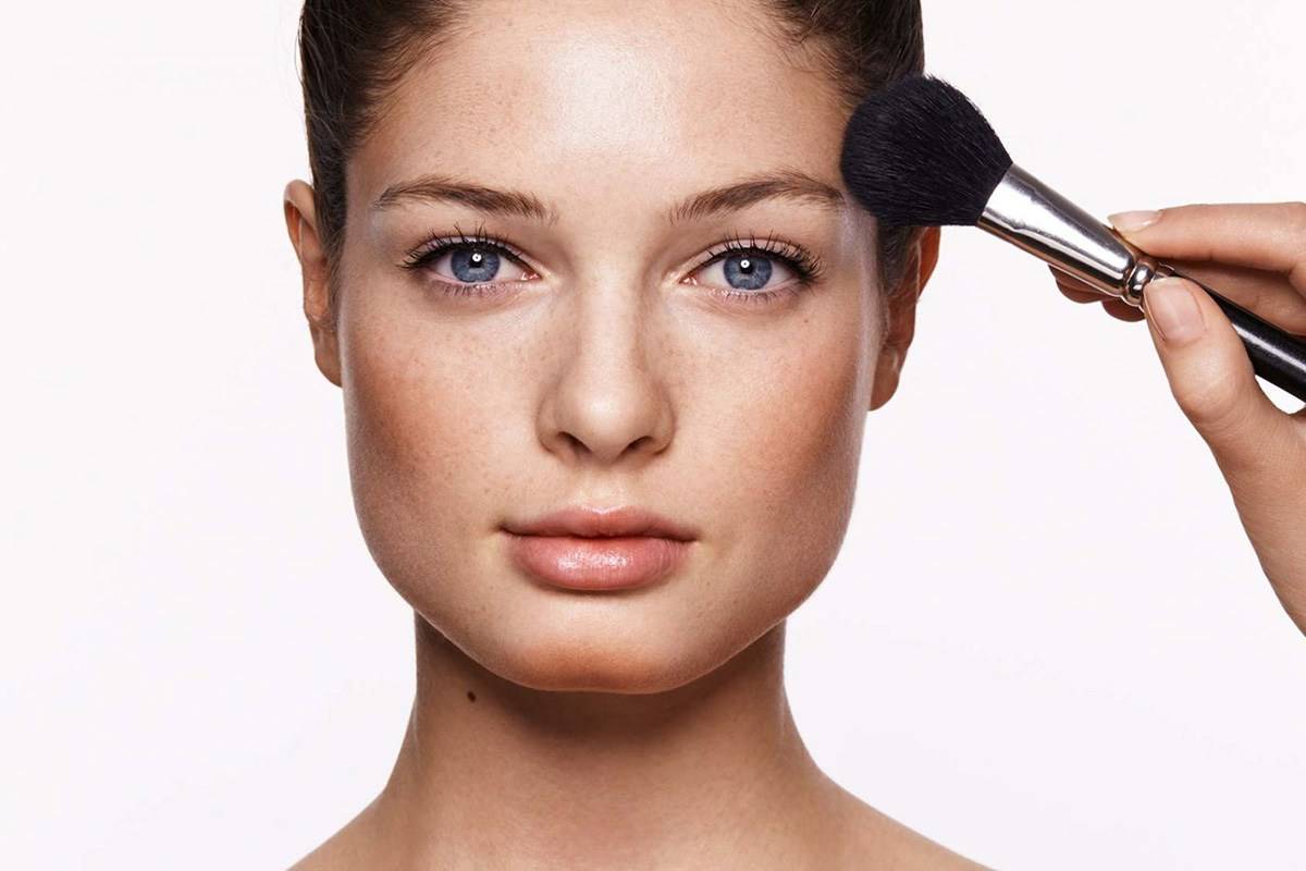 Идеальная кожа в домашних условиях: 9 советов от ведущих косметологов | vogue russia