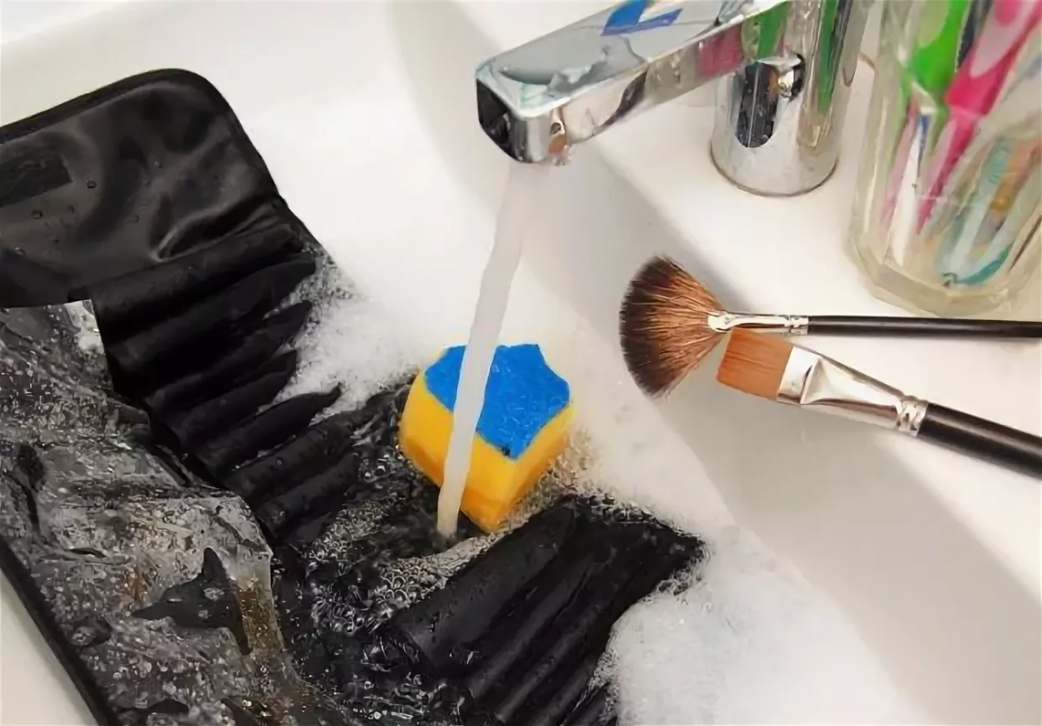 Как почистить кисти для макияжа в домашних условиях