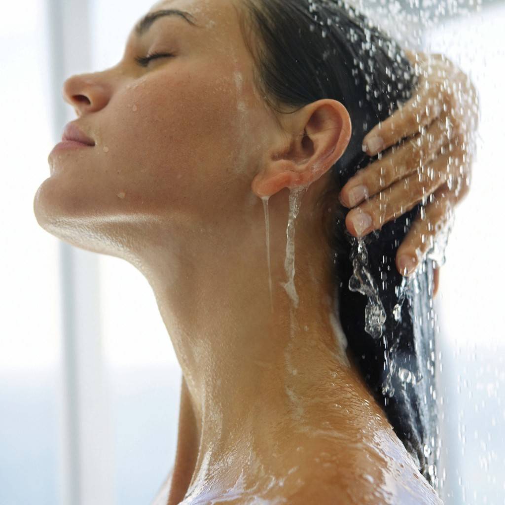 Можно ли мыть голову каждый день [вредно или нет] - что будет, если мыть волосы шампунем слишком часто