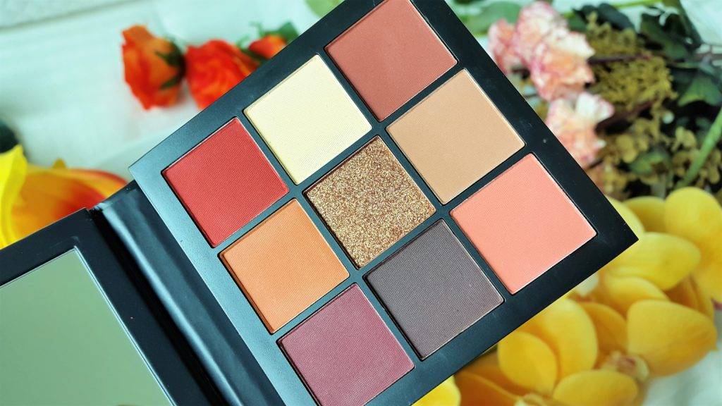 Huda beauty python wild obsessions eyeshadow palette review & swatches
