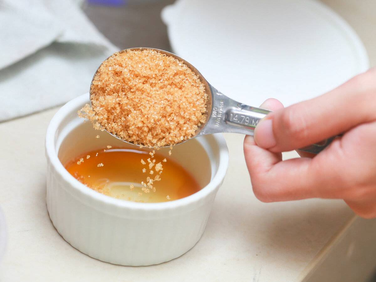 Скраб из сахара для тела - полезные свойства и рецепты приготовления