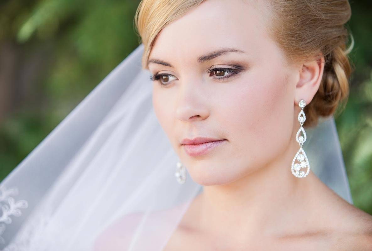 Как сделать свадебный макияж самостоятельно — пошаговая инструкция с рекомендациями