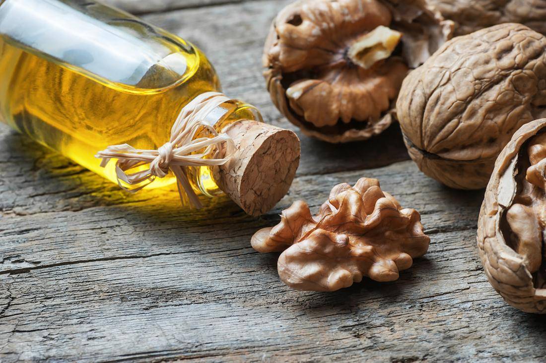 Масло грецкого ореха - полезные и опасные свойства