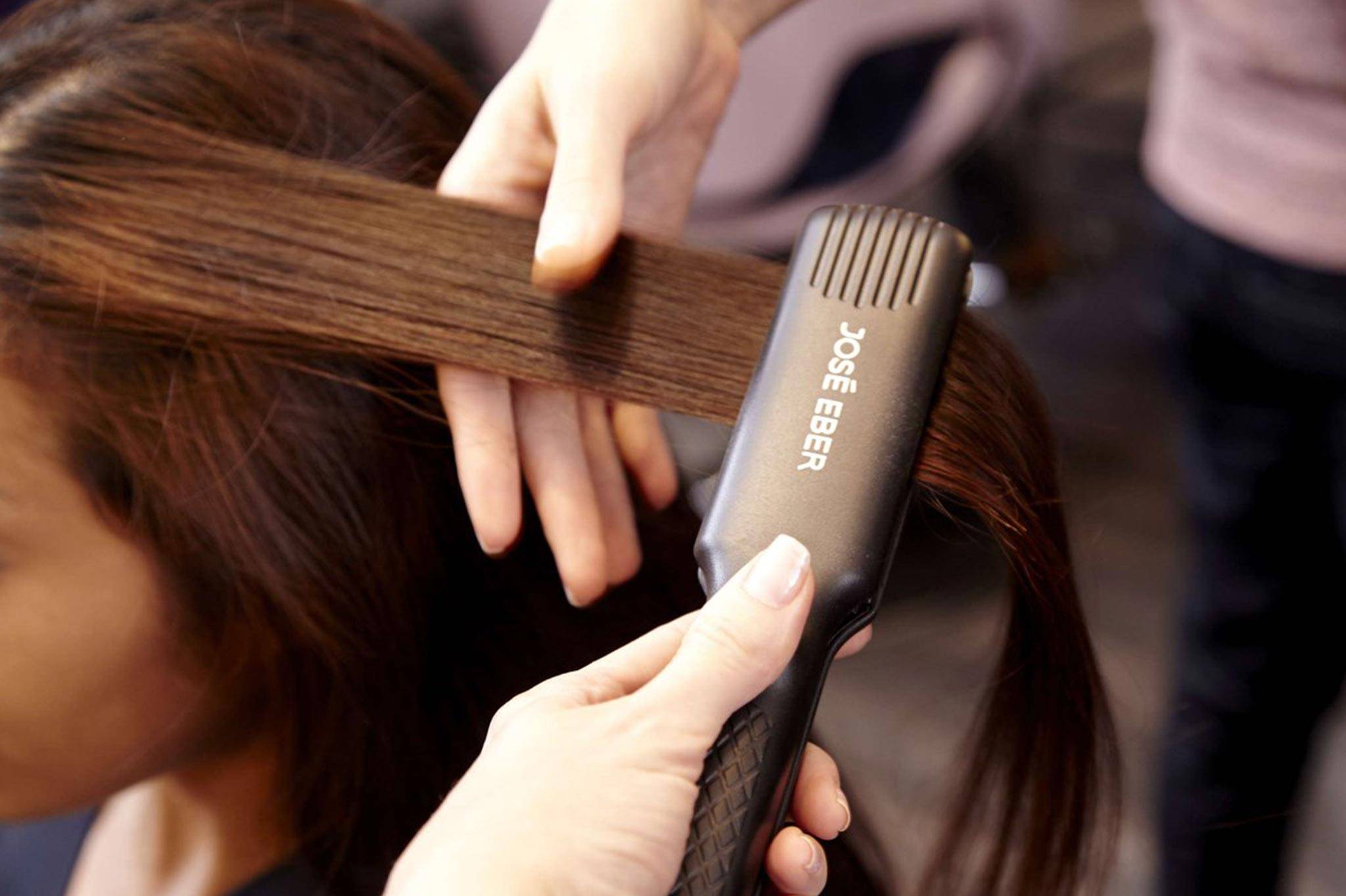 Как выпрямить густые и вьющиеся волосы - wikihow