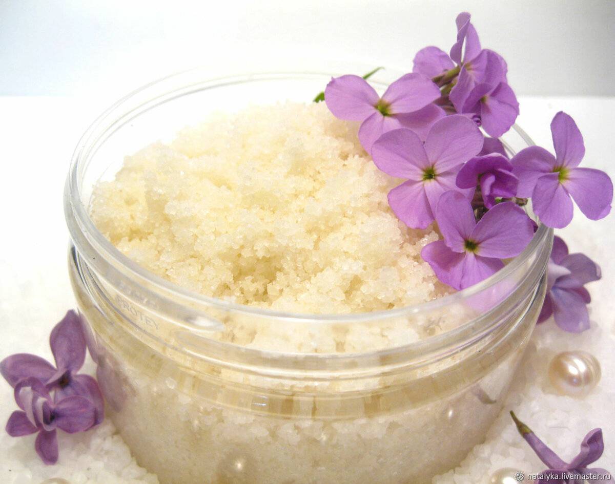 Домашние рецепты соляного скраба для тела и лица